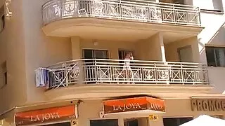 Идэвхтэй lesbo хуруу идэвхгүй fucks.