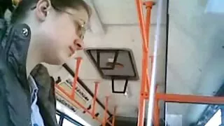 Найз охиноо хошногонд нь шившиггүйгээр хуурна.