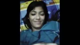 Lutro licks нь охины хөл, pussy.