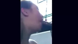 Тэр авдаг нэг хойлог илжиг, нөгөө нь Pussy. Ажилчидтай зөндөө.