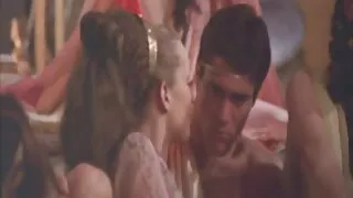 Дасгалжуулагч галзуугийн илжиг Siri Даль.